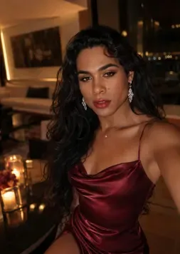 Description – Travestis Faro